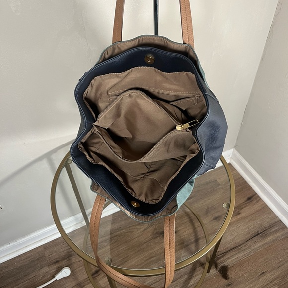 Vintage Relic Hobo Bag - Picture 6 of 6